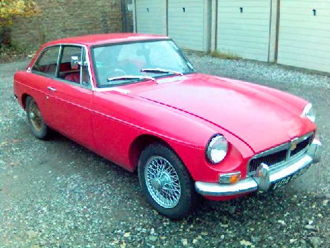 MG B GT